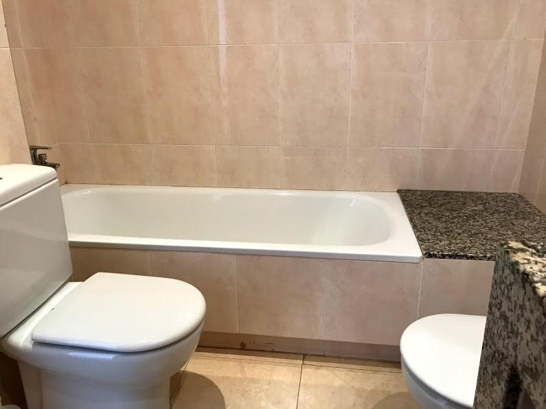 Riu - Apartamento En Primera Linea De Mar Con Piscina Cubelles Bagian luar foto