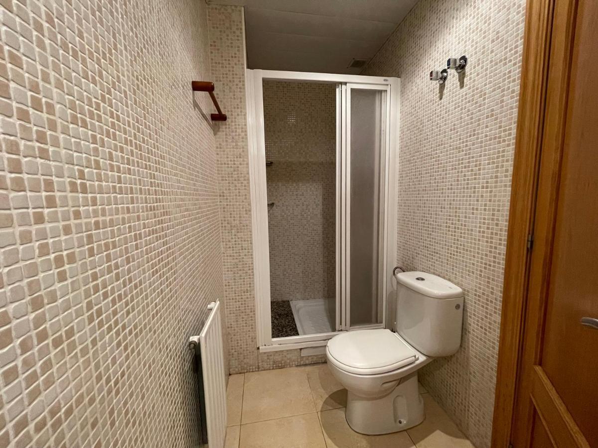 Riu - Apartamento En Primera Linea De Mar Con Piscina Cubelles Bagian luar foto